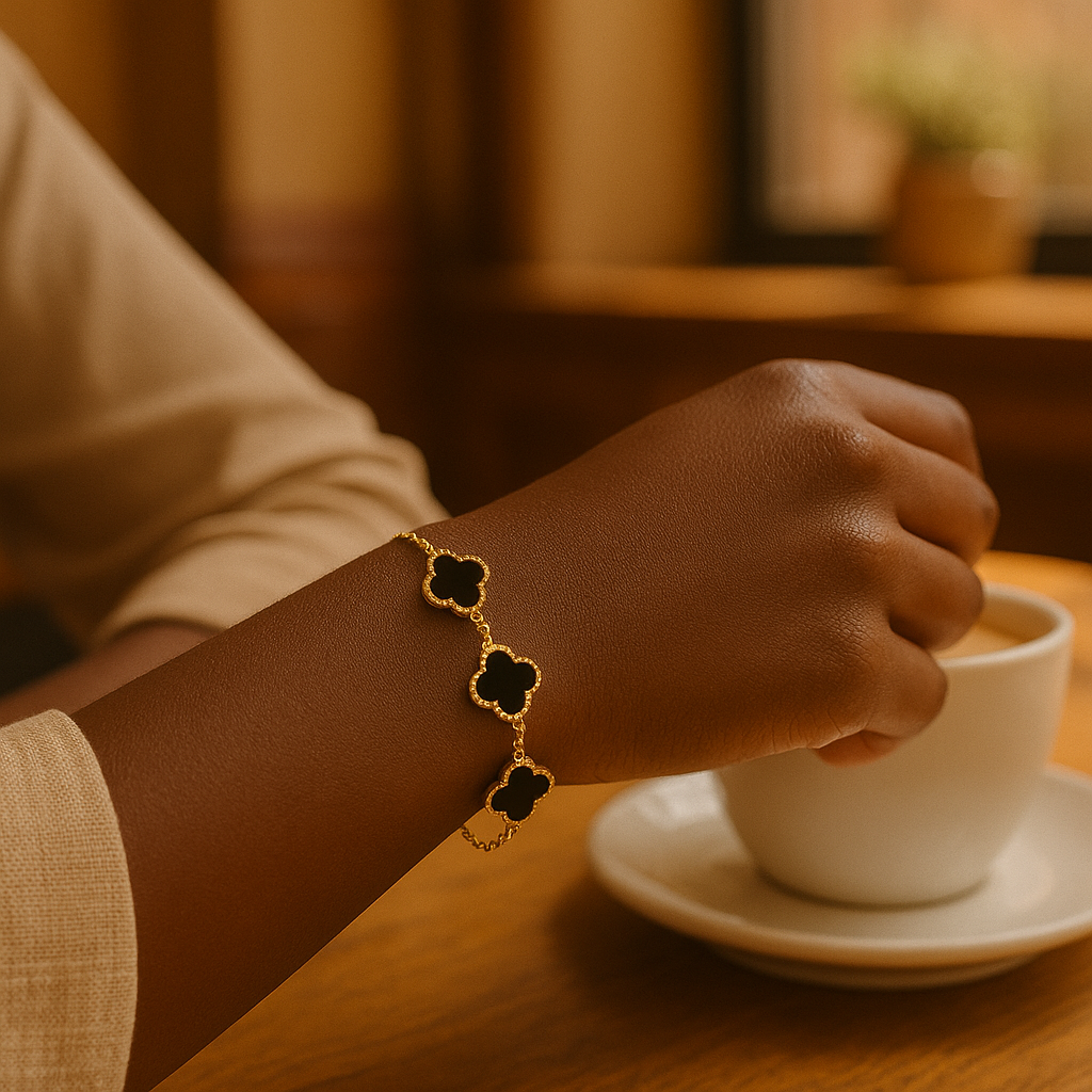 Black Alhambra Bracelet